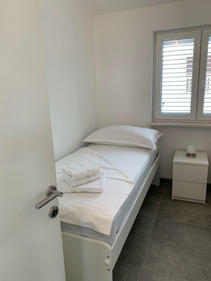 Valjan Apartmani Trogir Eksteriør bilde